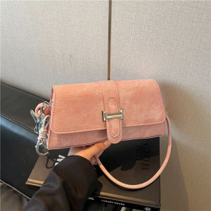 clu French niche fashion small square bag 2026 new retro commuting shoulder bag ulc