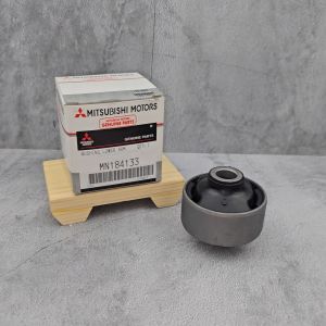 BUSING BUSHING BOSH SAYAP BAWAH ARM BESAR MITSUBISHI XPANDER OUTLANDER