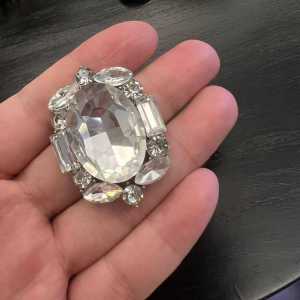 ปุ่มโลหะตกแต่งหรูหรา Manna สไตล์ย้อนยุค DIY ทำมือ ปุ่มโลหะว่างสำหรับเสื้อโค้ท เครื่องประดับแฟชั่นสุดหรู