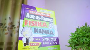 Buku Rumus Matematika SMP / Rahasia Pintar Rumus-Rumus Matematika SMP Kelas VII VIII IX / Giri Utama SIDOARJO - PLM
