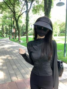 เสื้อคลุมกันแดดผ้าไหมน้ำแข็งสำหรับผู้หญิงในช่วงฤดูร้อน เสื้อคลุมกันแดดบางระบายอากาศได้ดี คลุมแดดกันรังสียูวี เสื้อคลุมคาร์ดิแกนสำหรับกลางแจ้ง