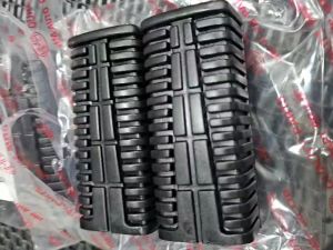 Cao su gác chân exciter 2005-2010 Spark 135Fi có thể xài chung tất cả dòng xe máy bám chân không trượt êm