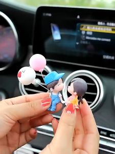 Đồ trang trí hoạ tiết cặp đôi hoạt hình dễ thương phụ kiện trang trí nội thất cho xe hơi - dc5156