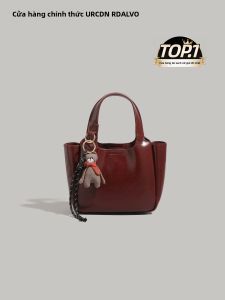 UR | Vintage Red Elegance Wedding Bag