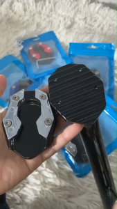 แผ่นรองขาตั้ง ตีนเป็ด ตีนเป็ดสำหรับ CNC กันลื่น อะไหล่มอเตอร์ไซค์wave/click/adv/msx/forza/xmax/r15/mt15/pcx/mslaz/cbr150(0050)