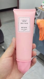 Fragrance rejuvenating hand cream hydrating moisturizing nourishing hand cream ice cream cherry blossom hand care soft skin