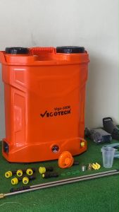 22 บาร์ รุ่นใหม่ล่าสุด เครื่องพ่นยาปั๊มคู่ 6 แบบ VIGO-20-DB วีโกเทค สายได้ยาวสุด 20 เมตร