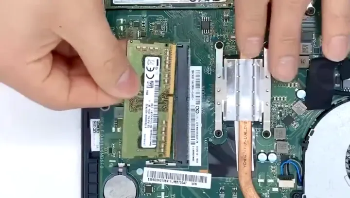 [Local Stock] DDR4 Laptop RAM 4GB 8GB 16GB 3200MHz 2400MHz 2666MHz 2133MHz 1.2V SODIMM PC4 Memory