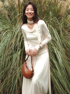 Korean Style Sculpture Long Sleeve Knitted Dress Hanging Neck Lazy Long Skirt Womens Autumn New Style Artistic Retro Pure Color