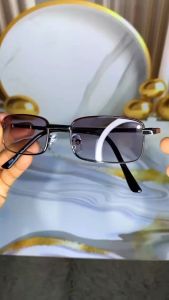 Kacamata Baca Dan Jalan Full Rim Desain Modern +100/+300 untuk Pria dan Wanita