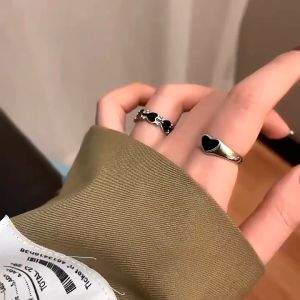 Cincin Love Hitam Retro Korean Style | Fillows Aksesories