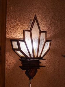 Retro Chinese Style Solid Wood Wall Lamp for Living Room Balcony Stairway Decorative Lighting Wood Carved Energy Saving LED