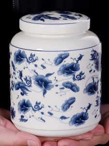 Chinese Style Ceramic Blue And White Porcelain Sealable Jar Traditional Medicine Honey Powder Storage Container Tea Leaf Canister