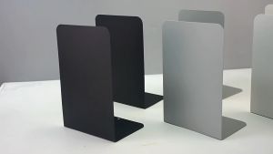 [SG STOCK]1Set(2 pcs)Bookend Metal Cartoon Bookshelf Student Office Desk Bookends Organisers book stand office desk bookend holder