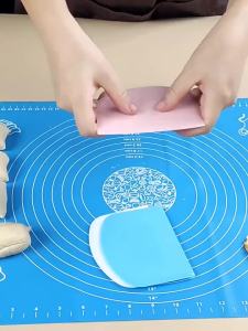 Dụng Cụ Cắt Bột Nhựa Thân Thiện Với Môi Trường Làm Bánh Quy Fondant Bánh Mì Pizza Kèm Dụng Cụ Gạt Bơ Dụng Cụ Nhà Bếp