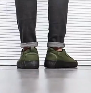 รองเท้านักเรียน205 มาแชร์🍀รองเท้าผ้าใบนักเรียน พื้นยาง รุ่น 205 ไซส์31-45 รองเท้าเซฟตี้สำหรับไซต์ก่อสร้าง กันลื่น ทนทานต่อการสึกหรอ สวมใส่สบาย ระบายอากาศได้ดี ของแท้ 100%