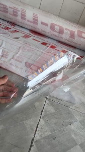 TRONG SUỐT ( Khổ cao 1m22 x 1m dày 1.6ly ) Tấm tôn nhựa phẳng POLY lấy sáng Bền đẹp ...giá / 1m tới