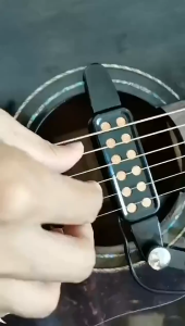 ปิ๊กอัพกีต้าร์โปร่ง 12 หัว พร้อม EQ ปรับเสียง | กัน Feedback 100% | ติดตั้ง 3 นาที ใช้ได้ทุกแบรนด์ | ของแท้รับประกัน