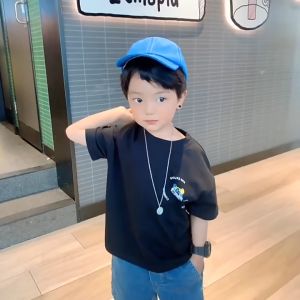 เฉพาะจุด เสื้อนักเรียน ชเสื้อผ้าเด็กผู้ชาย เสื้อยืดเด็กชายแขนสั้นผ้าฝ้าย ระบายอากาศ 4-15 ปี สำหรับเด็ก 4-15 ปีท็อปส์ซู