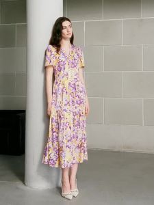 YINER | V-neck Silk Printed Dress