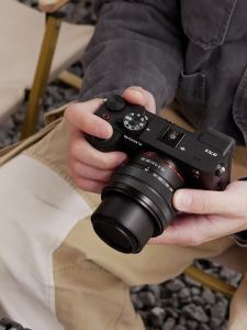 JJC | JJC Metal Thumb Up Grip for Sony A7C II A7C R With Hot Shoe Cover Protector Thumb Rest Support Holder Anti-Scratch Silicone Pad