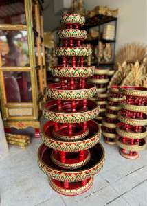 ขันโตกไม้ พานไม้ พานล้านนา ขนาด 5 6 8 10 12 14 16 18 นิ้ว สีแดงโบราณ ลายบัว (ราคาต่อใบ) พานไหว้ครู เดินเส้นทอง แต่งคริสตัล Wooden Tray Thai Handmade