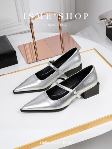 Elegant Mary Jane Flat Heel Shoes for Women in Black Color with Buckle Design Anti-Slip Rubber Sole Comfortable for Commuting