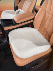 QUEES | Warm Wool Car Seat Cushion
