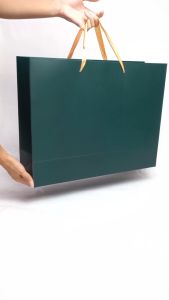 Premium Paper Bag Jumbo / Kantong kado TEBAL uk. P45 x L15 x T35 cm