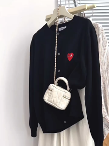 Korean Women’s Knitted Cardigan Grey V-Neck Loose Sweater Retro Lazy Style Heart Knitwear Casual Plain Sweater Coat