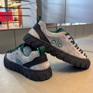 Mens Low-Top Fashionable Casual Shoes with Buckle Design in Nubuck Leather for All Seasons Comfortable Wear And Tear Resistant