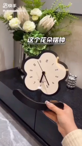 Đồng Hồ Mickey Mini Để Bàn Có Kệ Đứng Phòng Decor Trang Trí Gia Đình Góc Học Tập Làm Việc