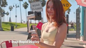 Insta360 Flow Smartphone Gimbal Stabilizer Creator Kit (White / Grey)