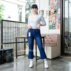 Celana 7/9 Cutbray Unfinish Wanita Jumbo Celana Cutbray Jeans Bige Size