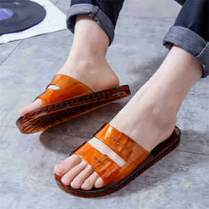 Mens Bull Tendon Slip-resistant Plastic Bathroom Slippers Summer Indoor Wearable Anti-slip Rubber Slippers for Elderly