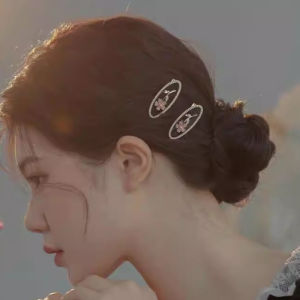 1 ชิ้น สีดำดอกกุหลาบ ปากเป็ดกิ๊ฟติดผมประณีต ปิ่นปักผม เครื่องประดับผมย้อนยุค