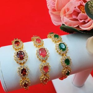 ข้อมูลเสริมสวยที่น่ารัก: สร้อยข้อมือทองฝังเพชร พลอย โกเมน ทับทิม มรกต ตะขอคลิปล็อค ใส่ออกงาน ใส่อาบ รูปถ่ายจากสินค้า ราคาสั่งซื้อที่น่าใช้จ่าย