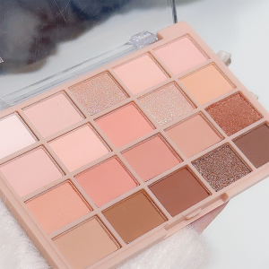 พาเลทอายแชโดว์อบอุ่น 20 สี – โทนสีสโมคกี้และโรสโรแมนติก เนื้อด้านและแวววาว เม็ดสีสูง ป้องกันรอยเปื้อน การแต่งหน้าความงาม