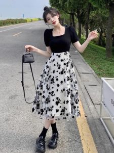Summer New Floral Print Waist-Cinching Hepburn Style Dress Womens French Design Sensation Mini A-Line Skirt Short Sleeve