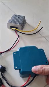 Bộ chuyển đổi nguồn điện pin lithium máy công cụ từ 21V sang 12VDC công suất tối đa 150W 15A kiểu chân makita phổ thông