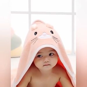 ผ้าเช็ดตัวเด็ก"มีหมวก" 80x80cm ซับน้ำดี สัมผัสนุ่มสบาย ทำความสะอาดง่าย 8001