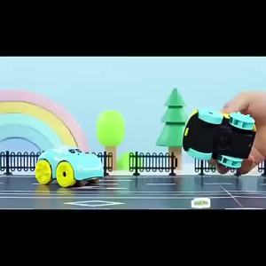 Baby Shower Toys Amphibious Cars Bathroom Floating Clockwork Toy Cars Children Cute Swimming Water Playing Toys for Kids Gifts