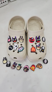 Charm jibbitz sticker 2D gắn dép cross mẫu C69