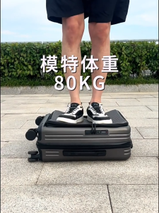 High Quality 2025 Improved Design Front Opening Expandable Travel Luggage. High Quality Super Lightweight & Durable 360 SpinnerWheels
