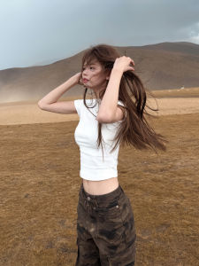 White Womens Short Sleeve T-Shirt 2025 New Style Base Layer Shirt Slim Fit Half Sleeve Summer Beautiful Top Cleanfit Cotton