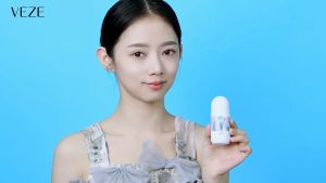 [BPOM] - VEZE Deodorant Refreshing Ball Rolling Menyegarkan dan Anti Keringat 50ml