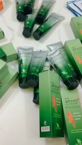 Dầu Lạnh Xoa Bóp Glucosamine Hàn Quốc 150ml - Giúp Giảm Các Cơ Đau Nhức Nhanh Chóng