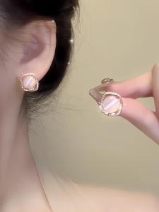 Elegant French Cat Eye Zirconium Silver Earrings for Women: No Piercing Required Mosquito Coil Clip-On Fashion Jewelry