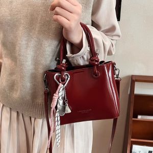 Red Snakeskin Pattern Crossbody Bucket Bag Womens Fashionable Handbag Spring 2025 New Style Casual Solid Color Tote Bag