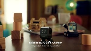 Ugreen Uno Robot GaN Charger 65W หัวชาร์จ USB-C & USB A Charger 3 พอร์ต GaN Fast Charger